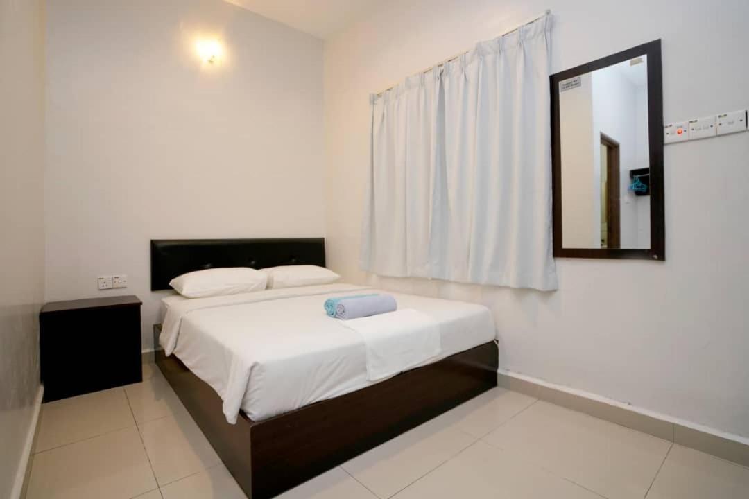 Ck Hotel Lumut Exterior foto